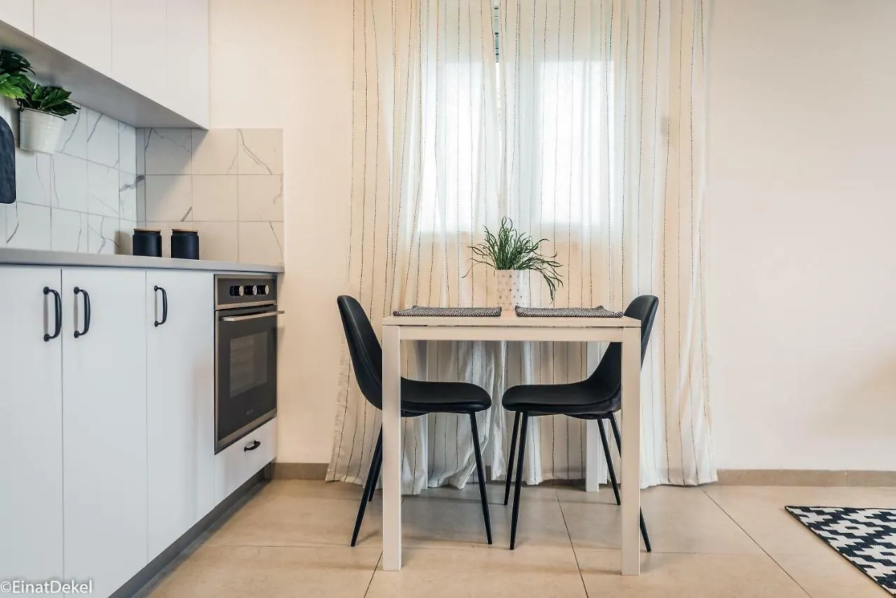 Wingate Hotel Haifa Apartment